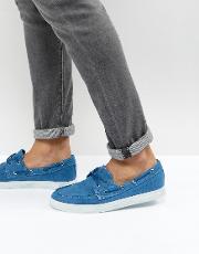 washed canvas boat shoes in blue
