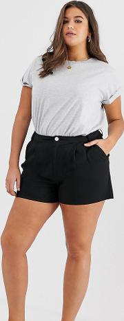 Curve Chino Short With Double Pleats