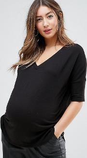 oversized t shirt with  neck and dip back in rib