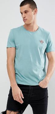 t shirt with tiger logo