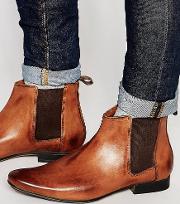 chelsea boots in tan leather