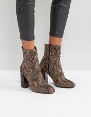 textured ankle boot