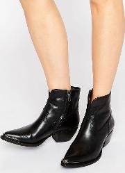 Shane Tip Short Western Leather Heeled Ankle Boots