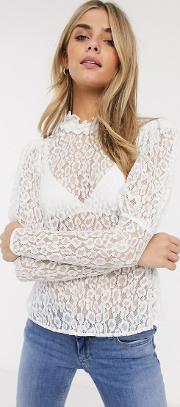 Lecie Lace Top With Puff Sleeve