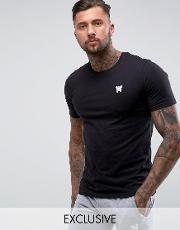 muscle t shirt in black with chest logo