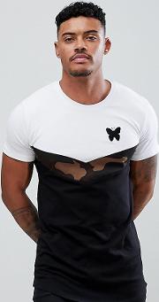 muscle t shirt in white with camo chevron panel