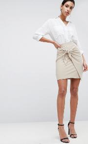 bodycon skirt with knot