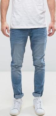 slim jeans in light blue wash