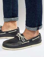 topsider leather boat shoes in navy