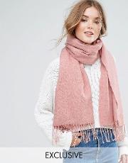 woven long scarf with tassels