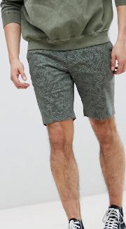 shorts in khaki with leaf print