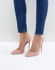 pointed court shoe