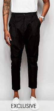 crop trouser with pleat detail