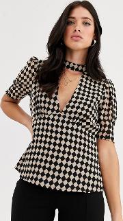 V Neck Geo Print Top With Puff Sleeve