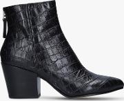 Coltyn Ankle Boots